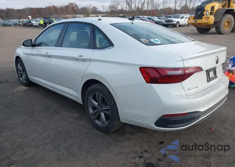 2022 Volkswagen Jetta 1.5T Se z USA, uszkodzony, nr VIN 3VW7M7BU6NM022579